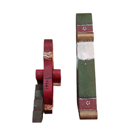 Handmade Christmas Wooden Santas Hand Painted 2 Unique, One of a Kind pieces - Picture 7 of 12